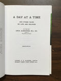 Alexander, Arch.- A Day at a Time and Other Talks on Life and Religion