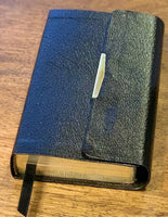 KJV #1024S Classic Companion Bible Bonded Black with Snap Cover